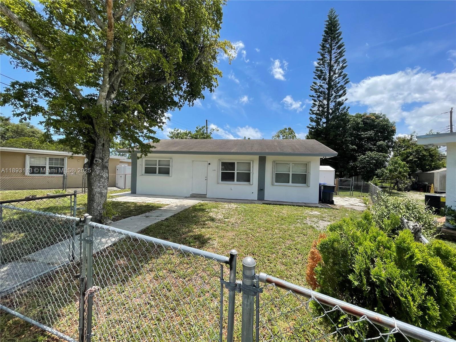 CRESTHAVEN NO 2 - Residential Lease