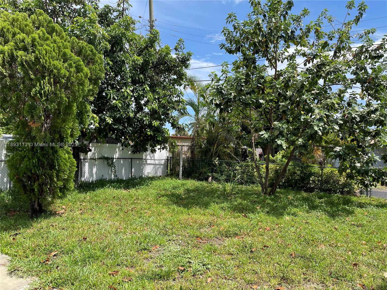 CRESTHAVEN NO 2 - Residential Lease