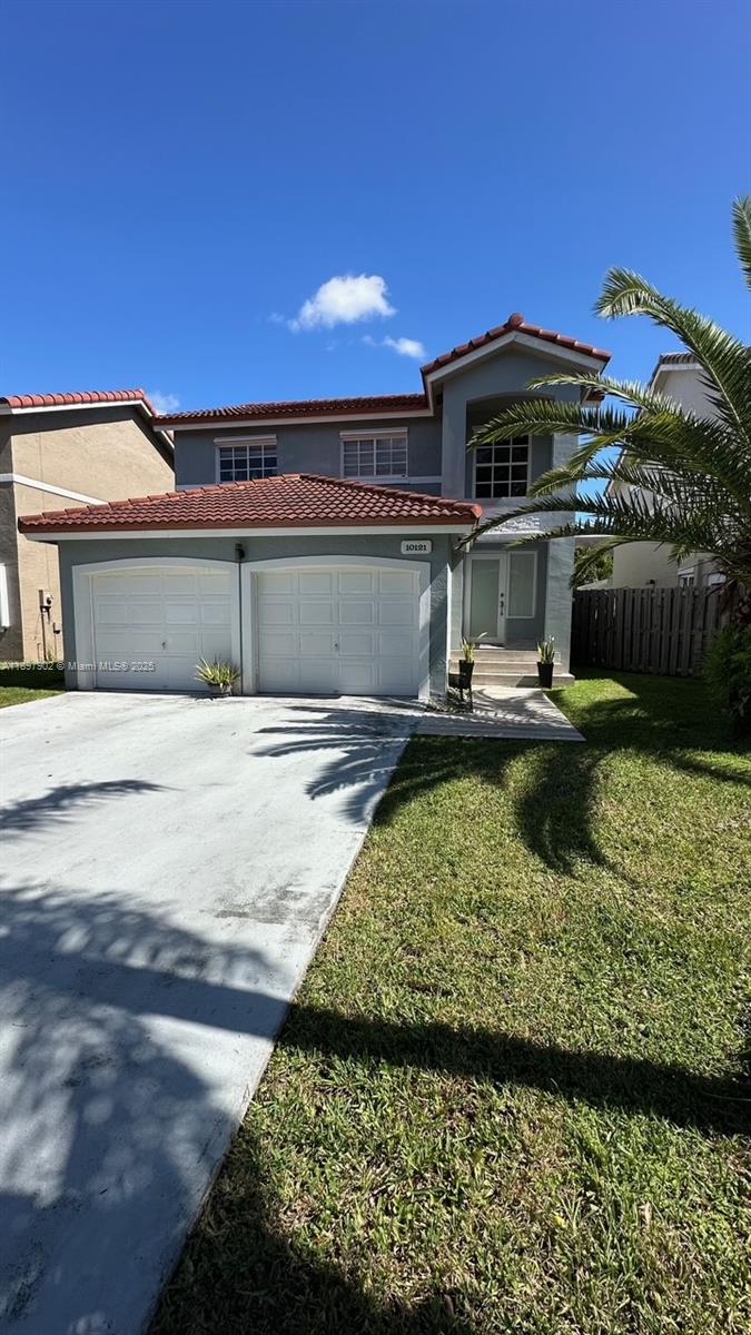 CHARLESTOWNE - Residential Lease