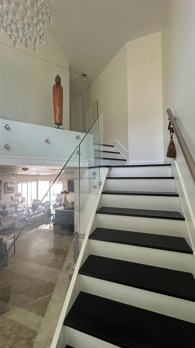 CHARLESTOWNE - Residential Lease