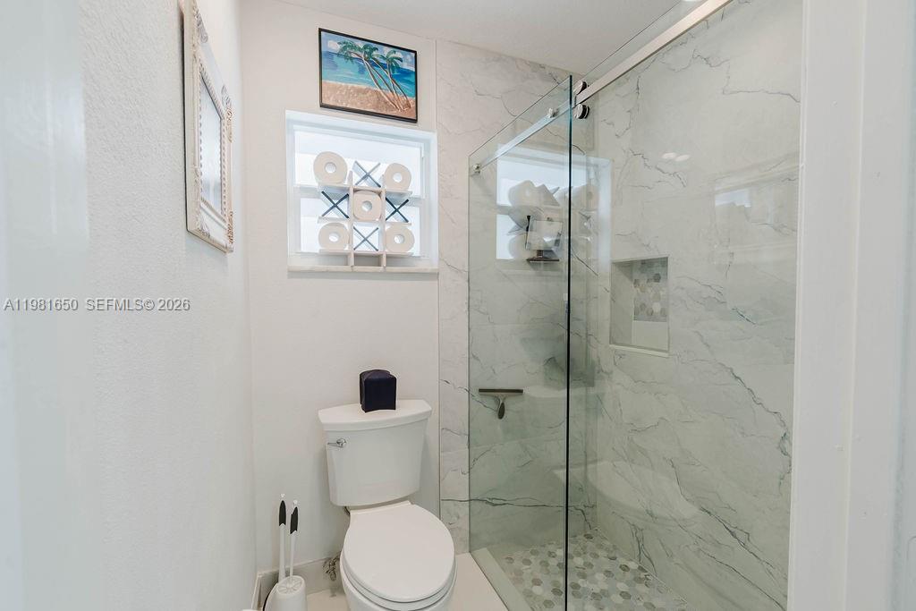 PEMBROKE LAKES SEC 1 - Residential