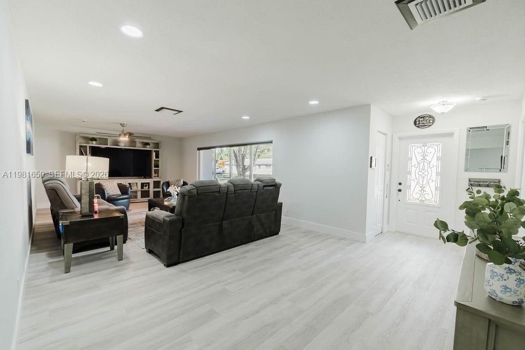 Photo of 1710 NW 106th Ter, Pembroke Pines, FL 33026 (MLS # A11981650)