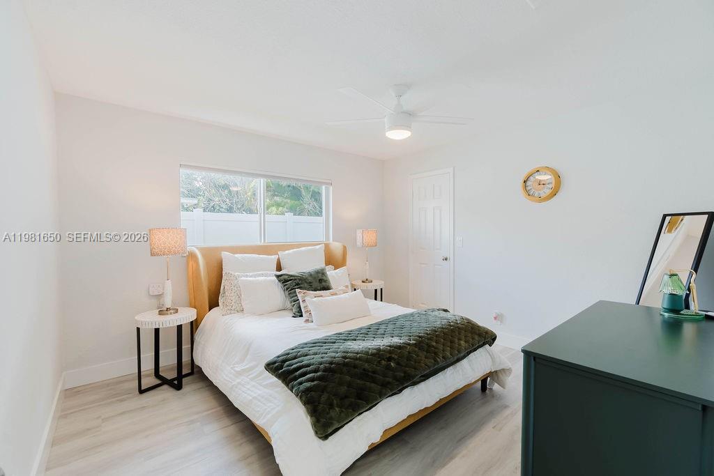 PEMBROKE LAKES SEC 1 - Residential