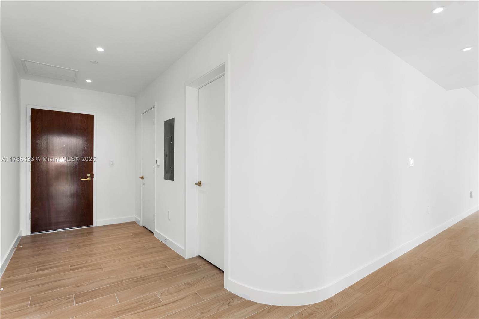 Mr.C Tigertail Residences - Residential
