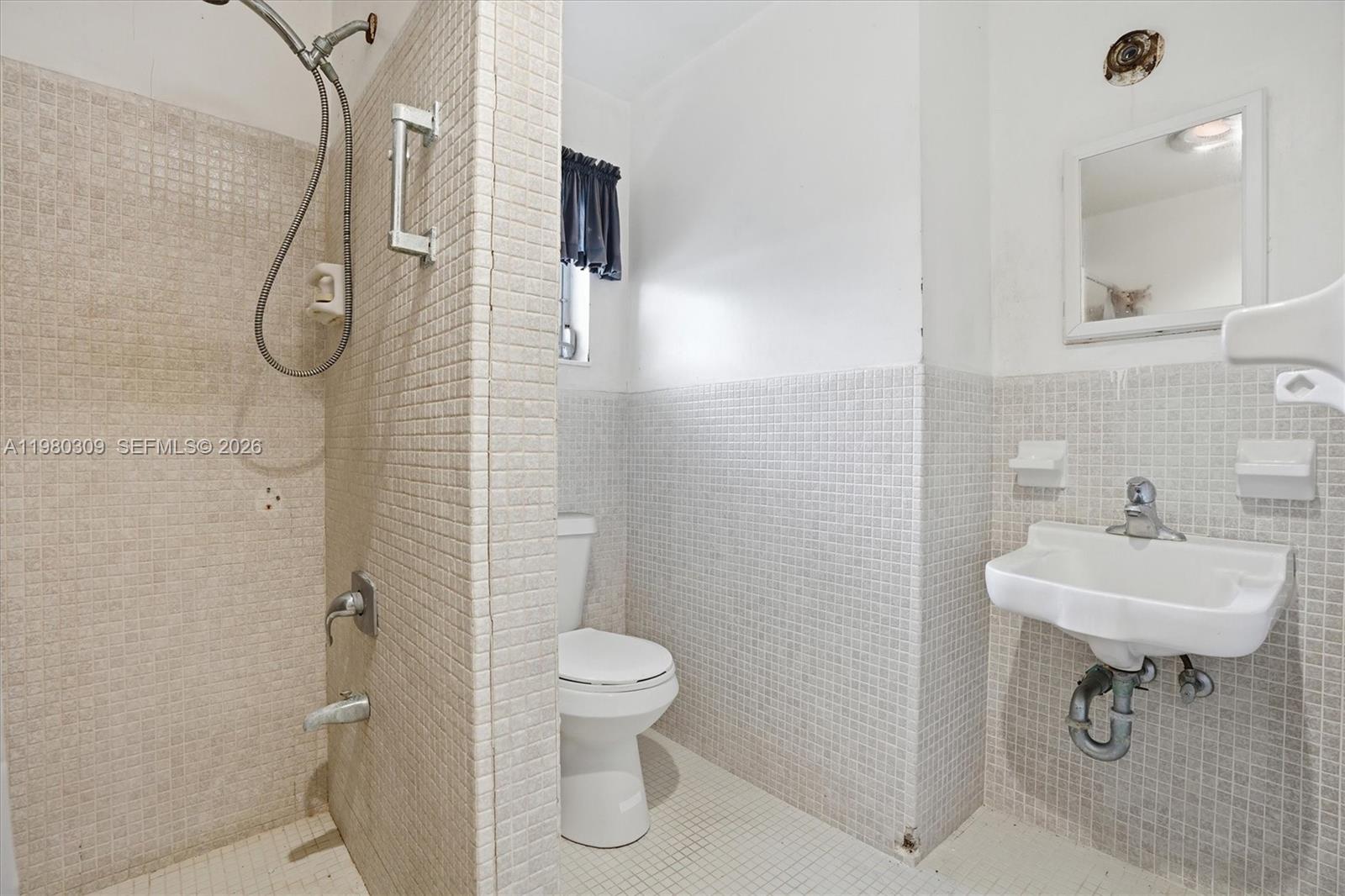 NICHOLS HEIGHTS - Residential