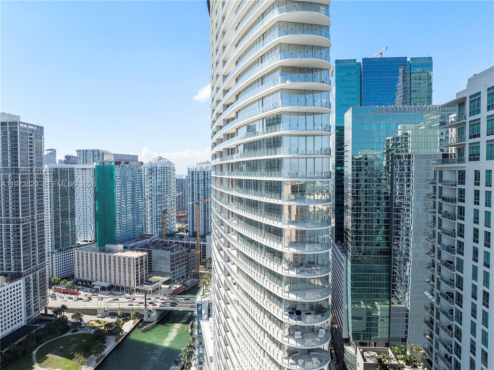 300 Biscayne Boulevard Way 903C