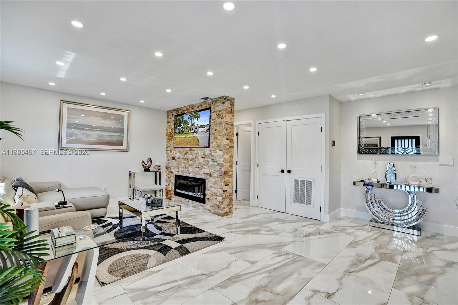 HERITAGE LAKE ESTATES SEC - Residential