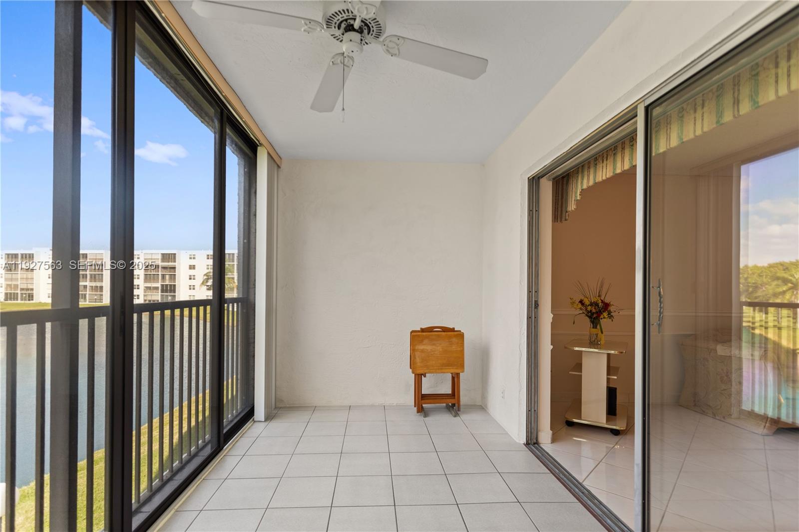 MEADOWBROOK LAKES VIEW - Residential