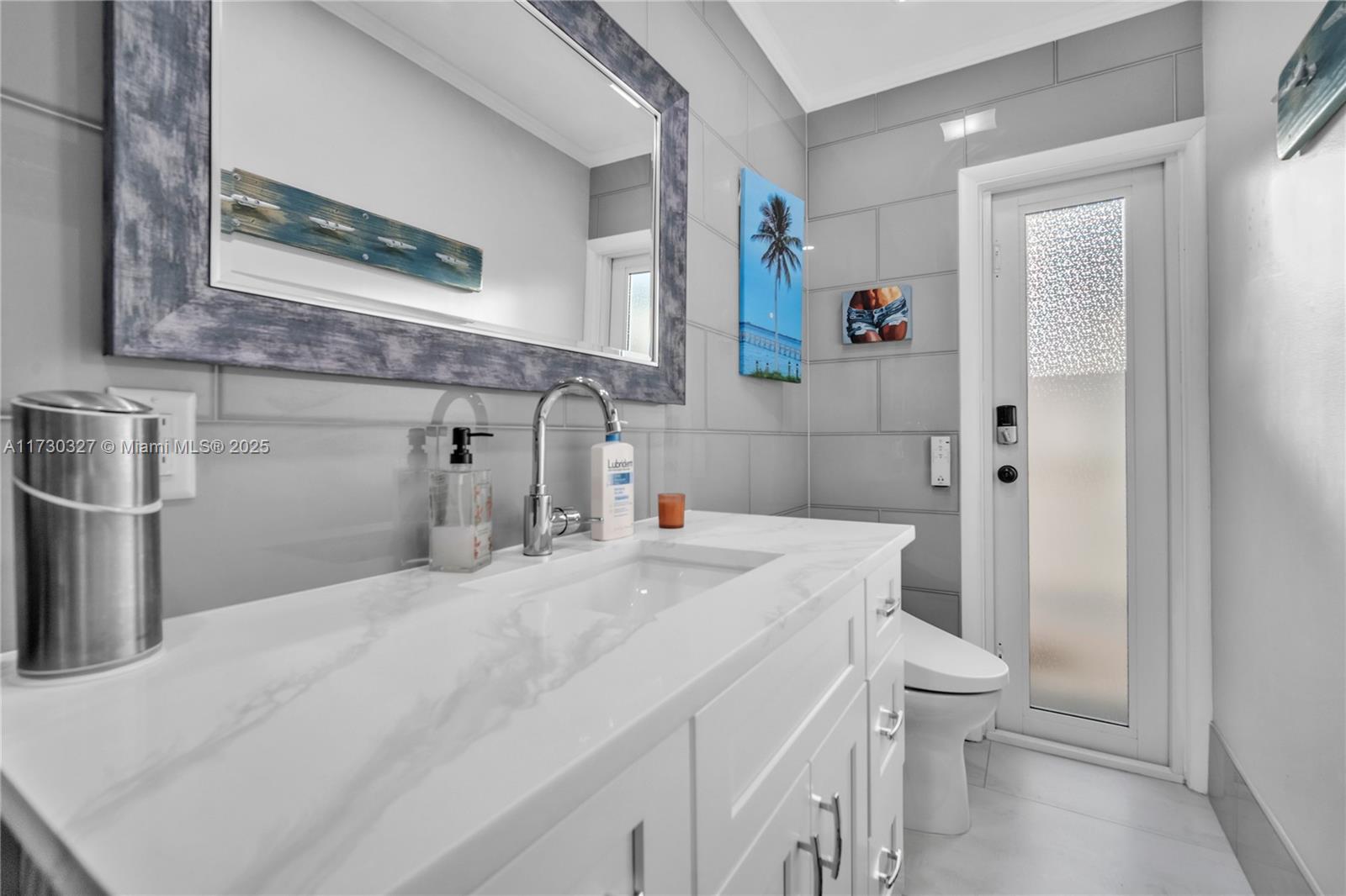 RESUBDIVISION OF 9/10-37- - Residential