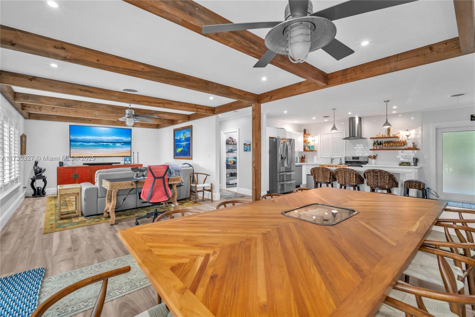 RESUBDIVISION OF 9/10-37- - Residential