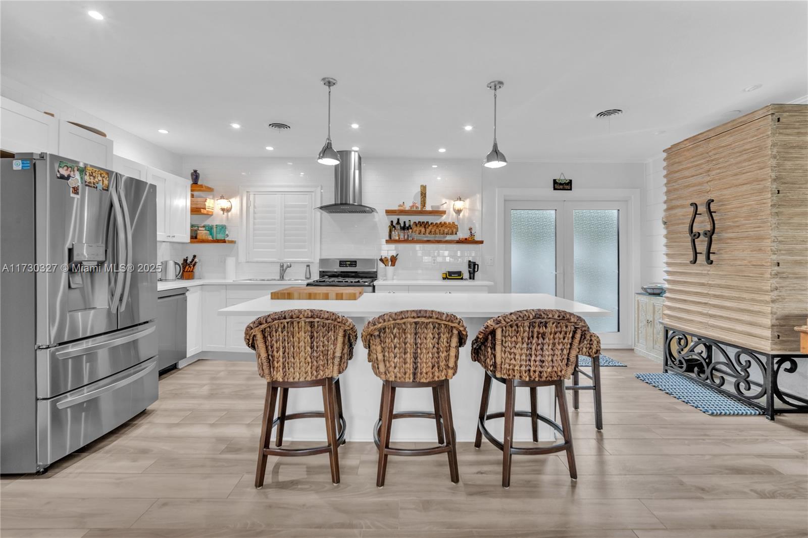 RESUBDIVISION OF 9/10-37- - Residential