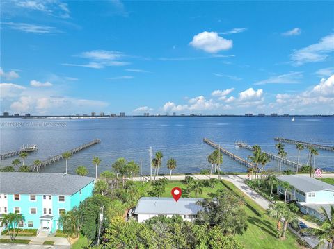 A home in Jensen Beach