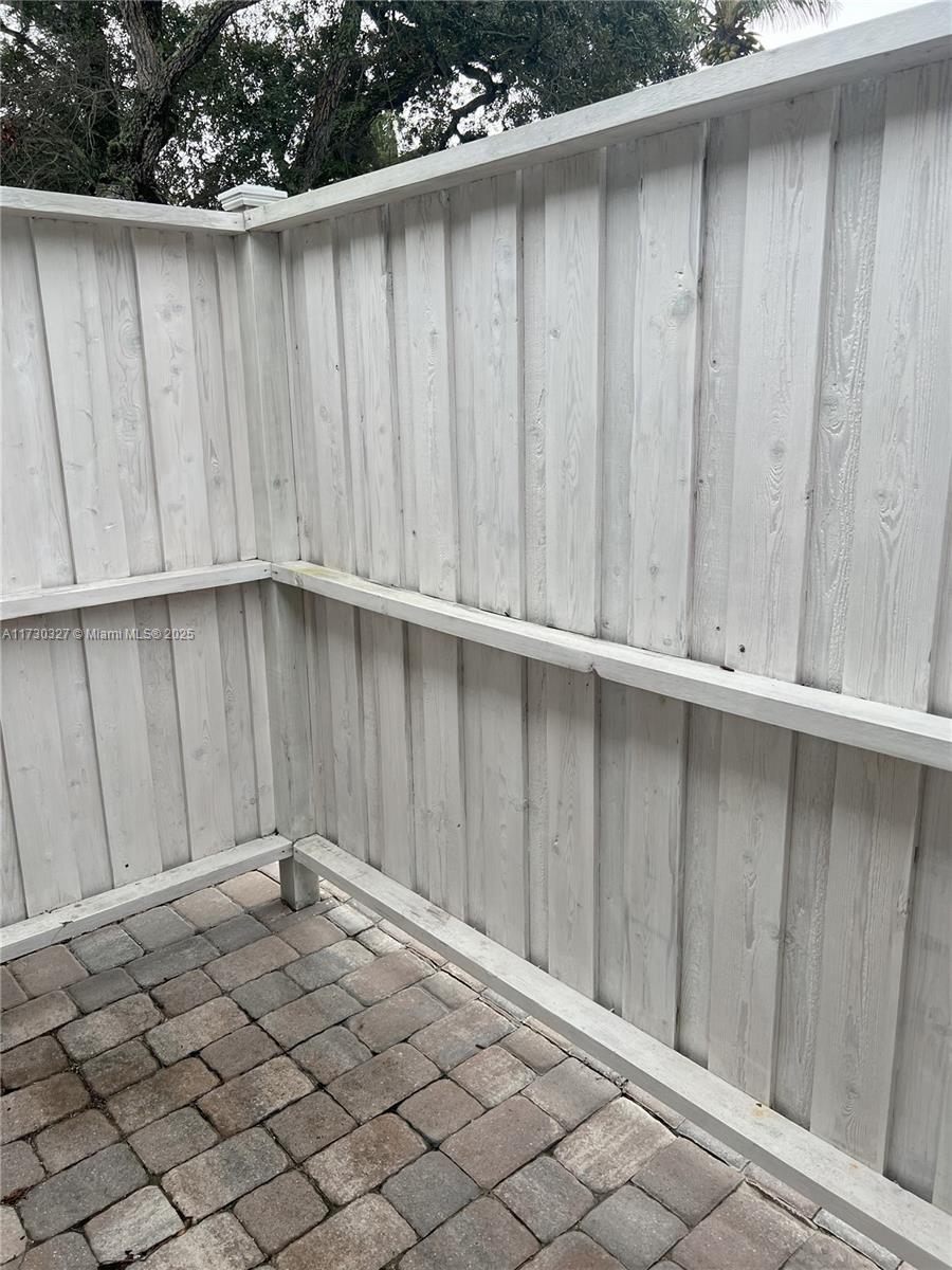 RESUBDIVISION OF 9/10-37- - Residential