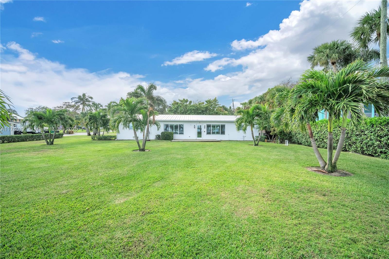 RESUBDIVISION OF 9/10-37- - Residential