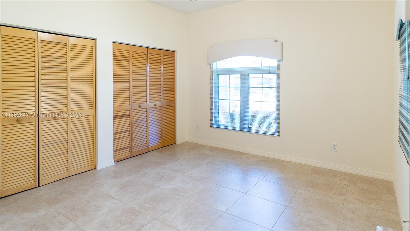 PINE NEEDLE MANORS - Residential