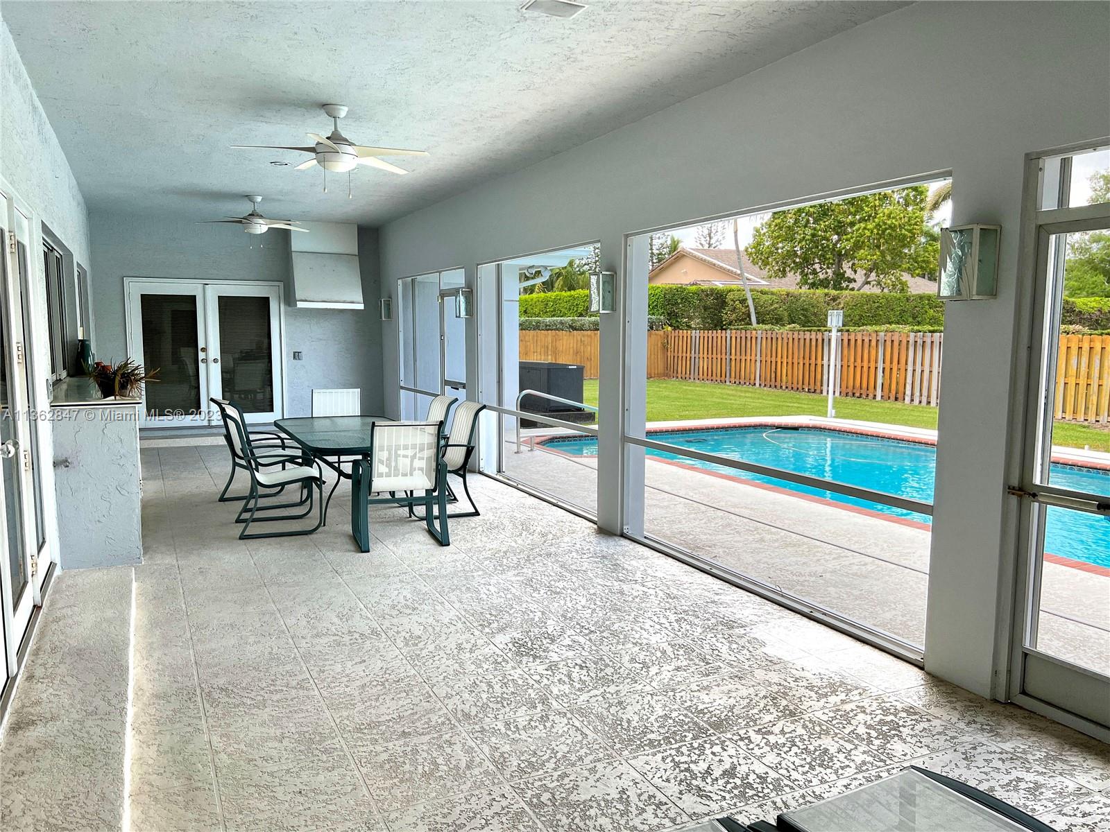 PINE NEEDLE MANORS - Residential