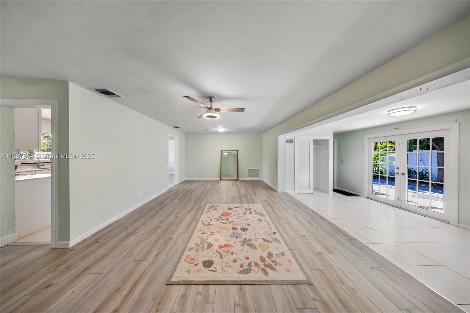 HARBOR VILLAGE SEC H - Residential