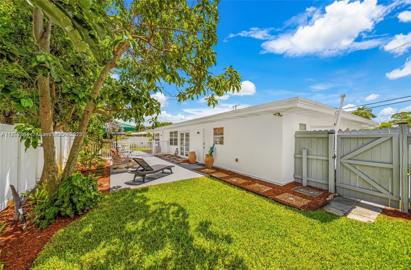 HARBOR VILLAGE SEC H - Residential