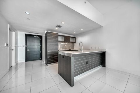 200 Biscayne Boulevard Way 4411 Miami FL 33131