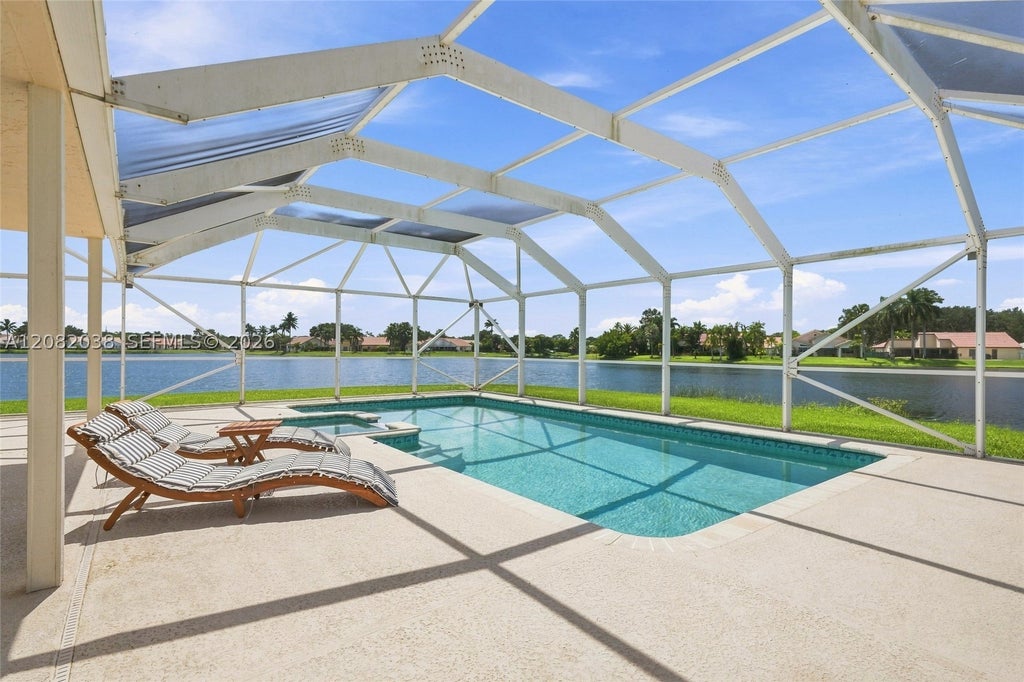 Photo of 2873 Oak Park Cir, Davie, FL 33328 (MLS # A12082038)