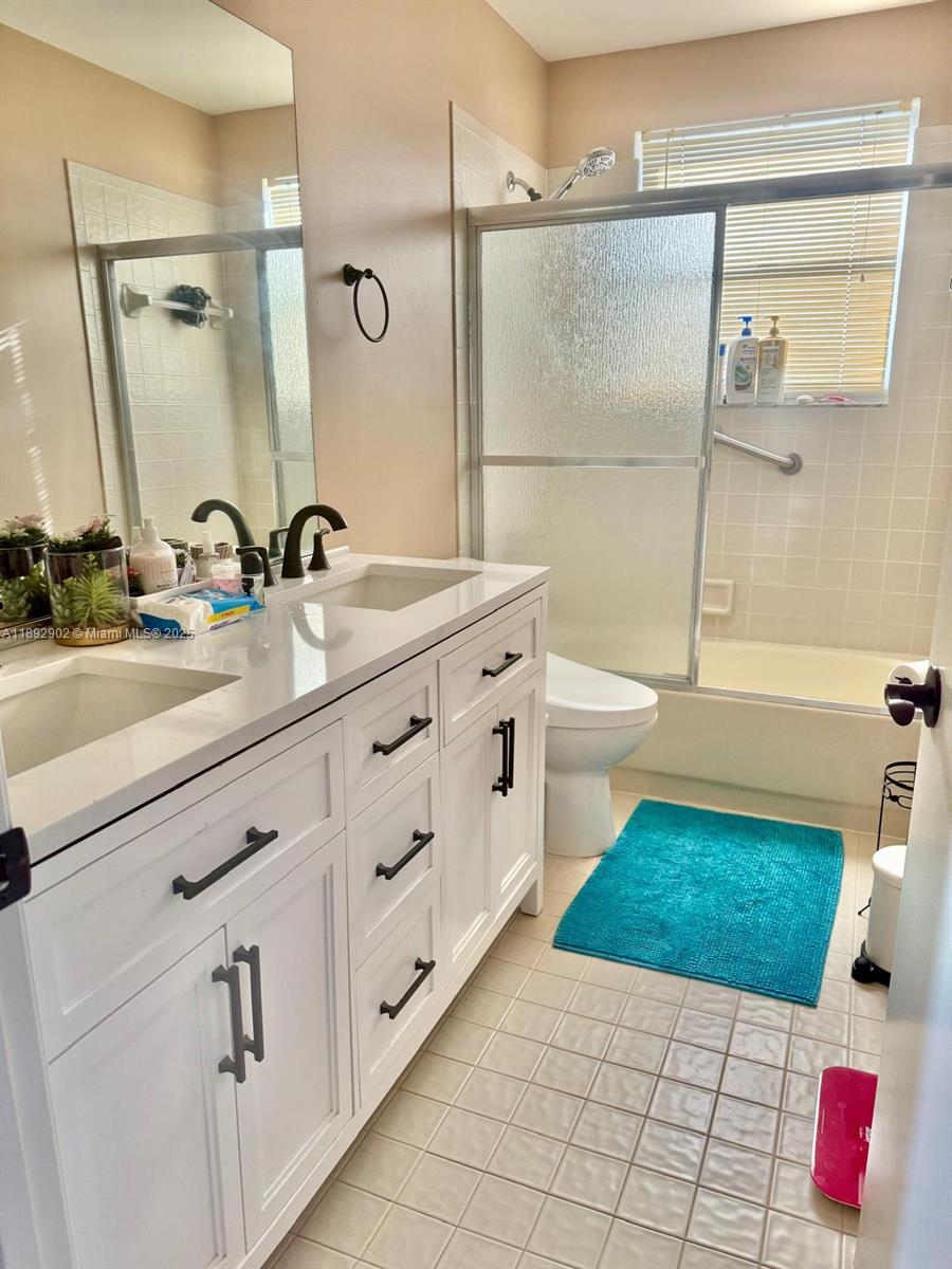 SILVER LAKES AT PEMBROKE - Residential