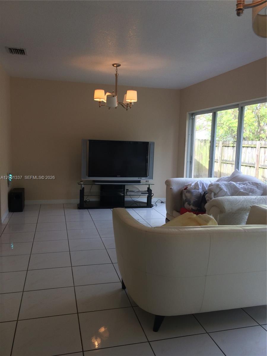 18003 SW 138th Ct