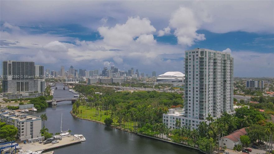 MUST-SEE!! 2 BED + 2BATH RESIDENCE WITH GORGEOUS CITY/RIVER VIEWS FROM YOUR LARGE TERRACE. THE UNIT FEATURES A MODERN KITCHEN, CONTEMPORARY CABINETRY, STAINLESS STEEL APPLIANCES & PORCELAIN FLOORS. TERRAZAS IS CONVENIENTLY LOCATED IN THE HISTORIC MIAMI RIVER DISTRICT ADJACENT TO SEWELL PARK, W/EASY ACCESS TO MAJOR THOROUGHFARES AND MINUTES FROM THE FINANCIAL DISTRICT AKA BRICKELL, BEACHES, MIAMI HEALTH DISTRICT (JACKSON MEMORIAL HOSPITAL, UNIVERSITY OF MIAMI HEALTH SYSTEM JUST TO NAME A FEW), COURT HOUSE & MIA AIRPORT. 
AMENITIES INCLUDED ARE GYM, POOL, JACUZZI, BUSINESS CENTRE, PARTY ROOM, BBQ AREA, AND MINI MARKET BY THE POOL.

WATER INCLUDED.