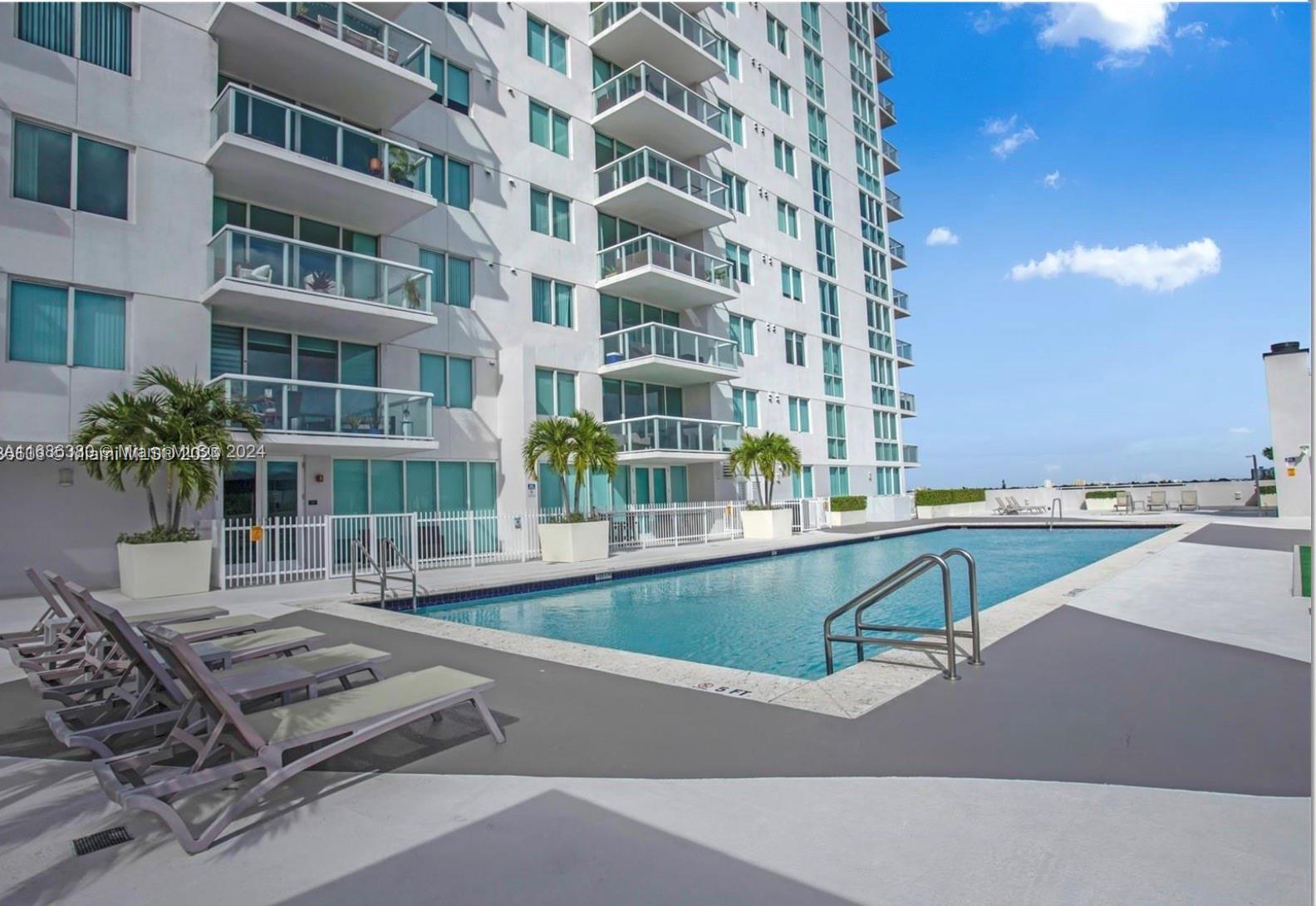 TERRAZAS RIVERPARK VILLAG - Residential Lease