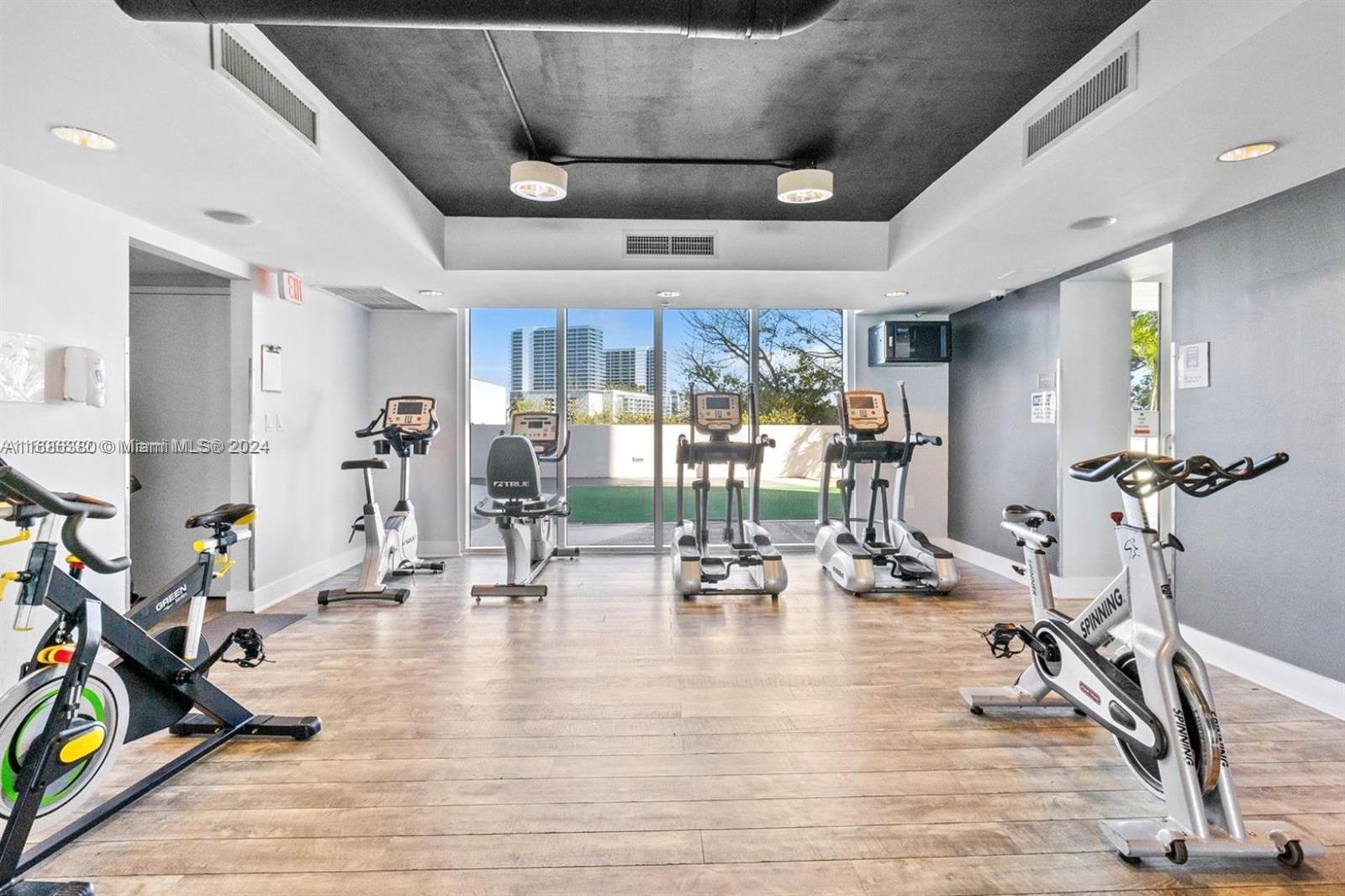 TERRAZAS RIVERPARK VILLAG - Residential Lease
