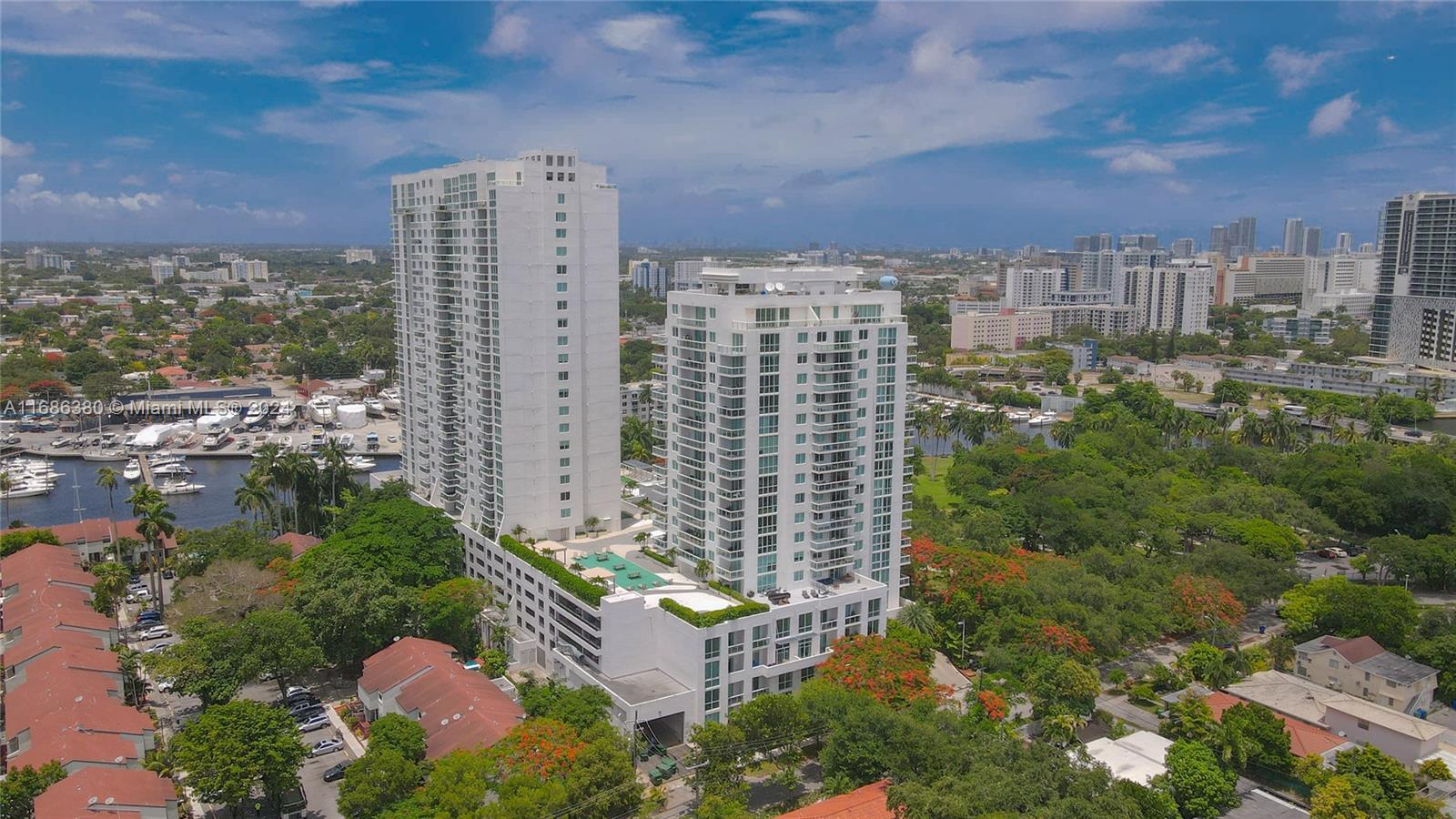 TERRAZAS RIVERPARK VILLAG - Residential Lease