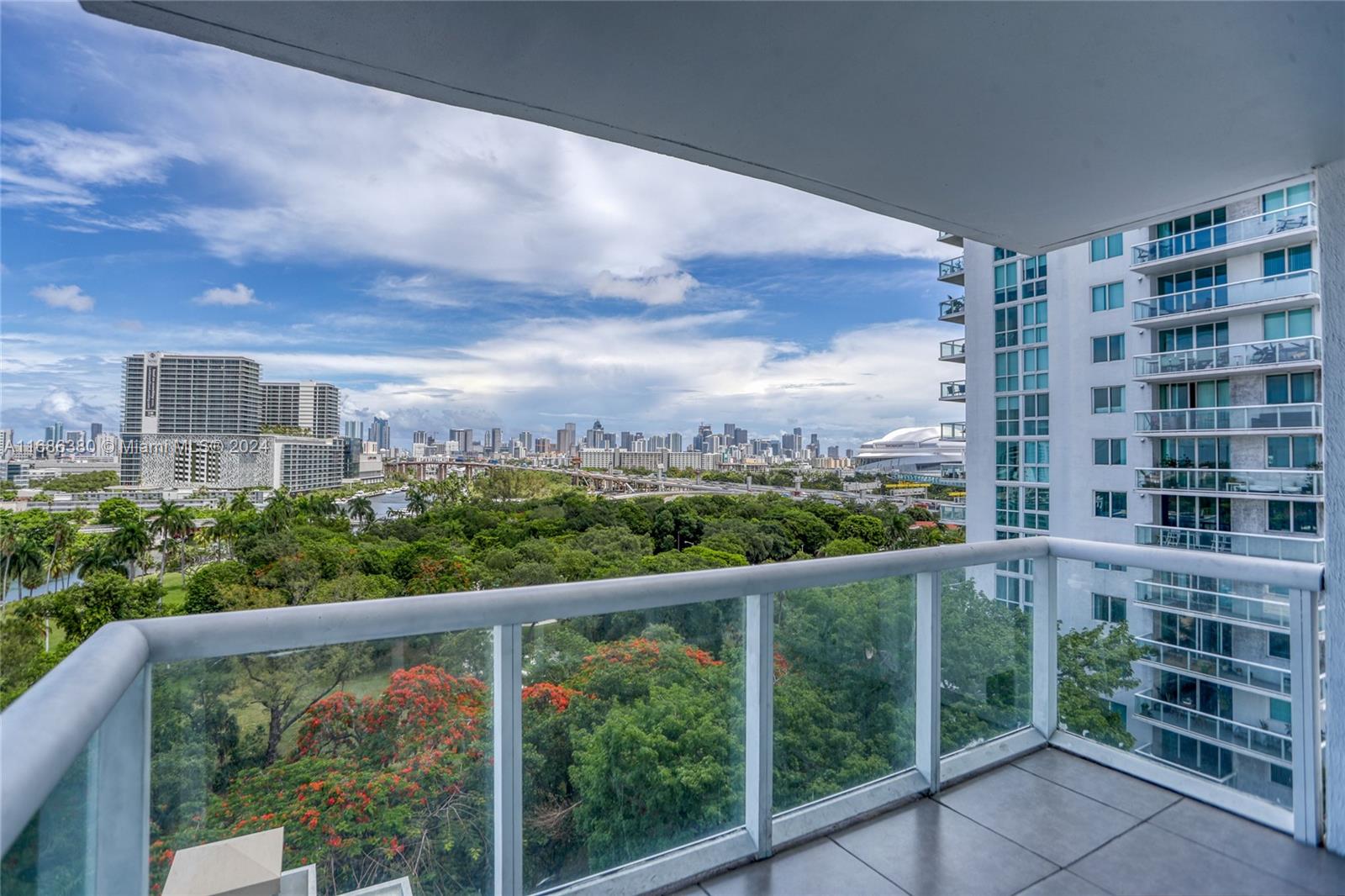 TERRAZAS RIVERPARK VILLAG - Residential Lease