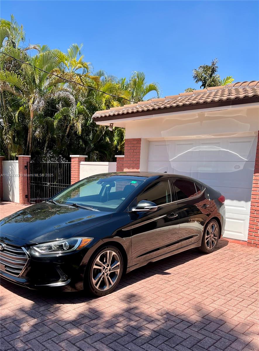 CORAL VILLAS REV - Residential