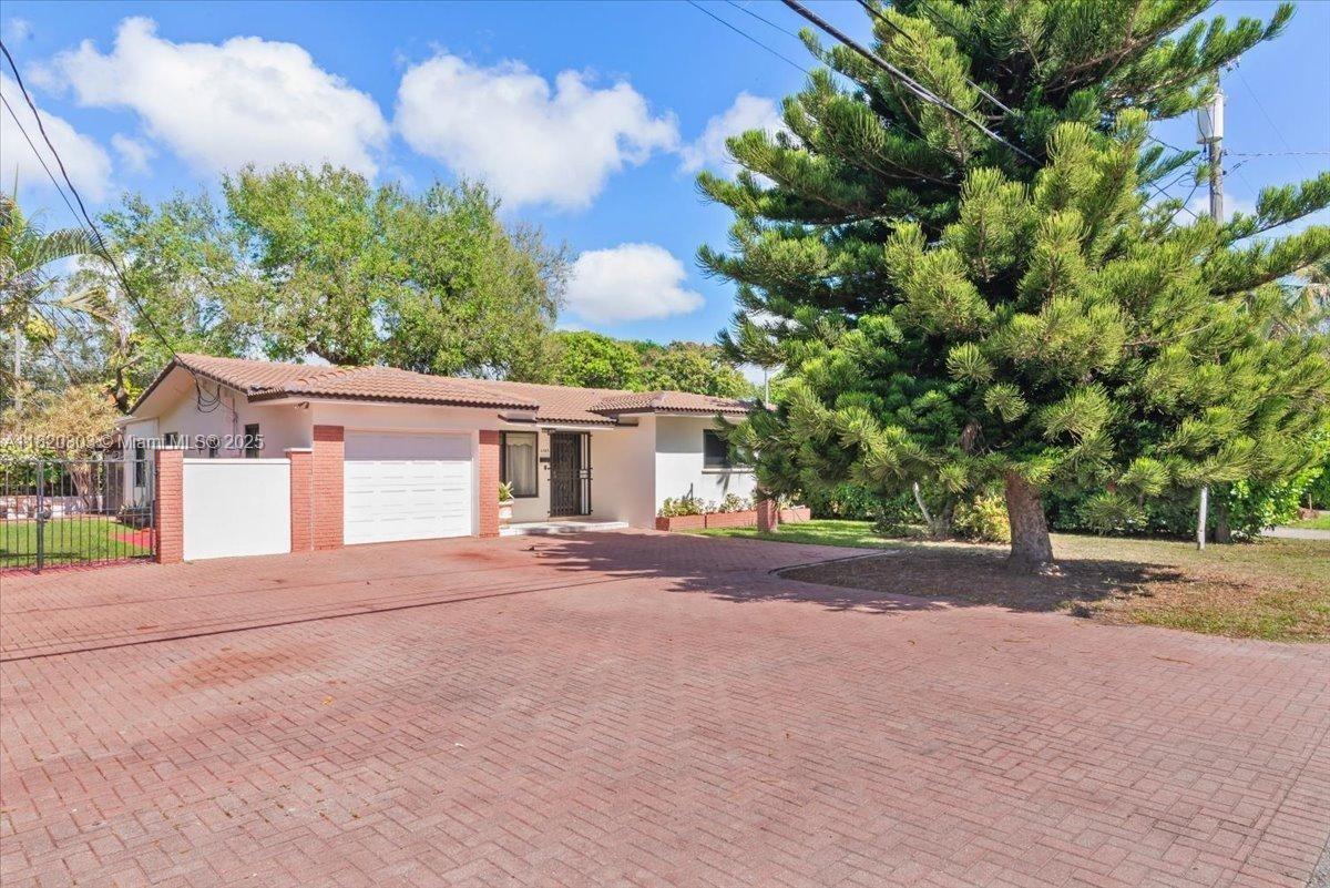 CORAL VILLAS REV - Residential