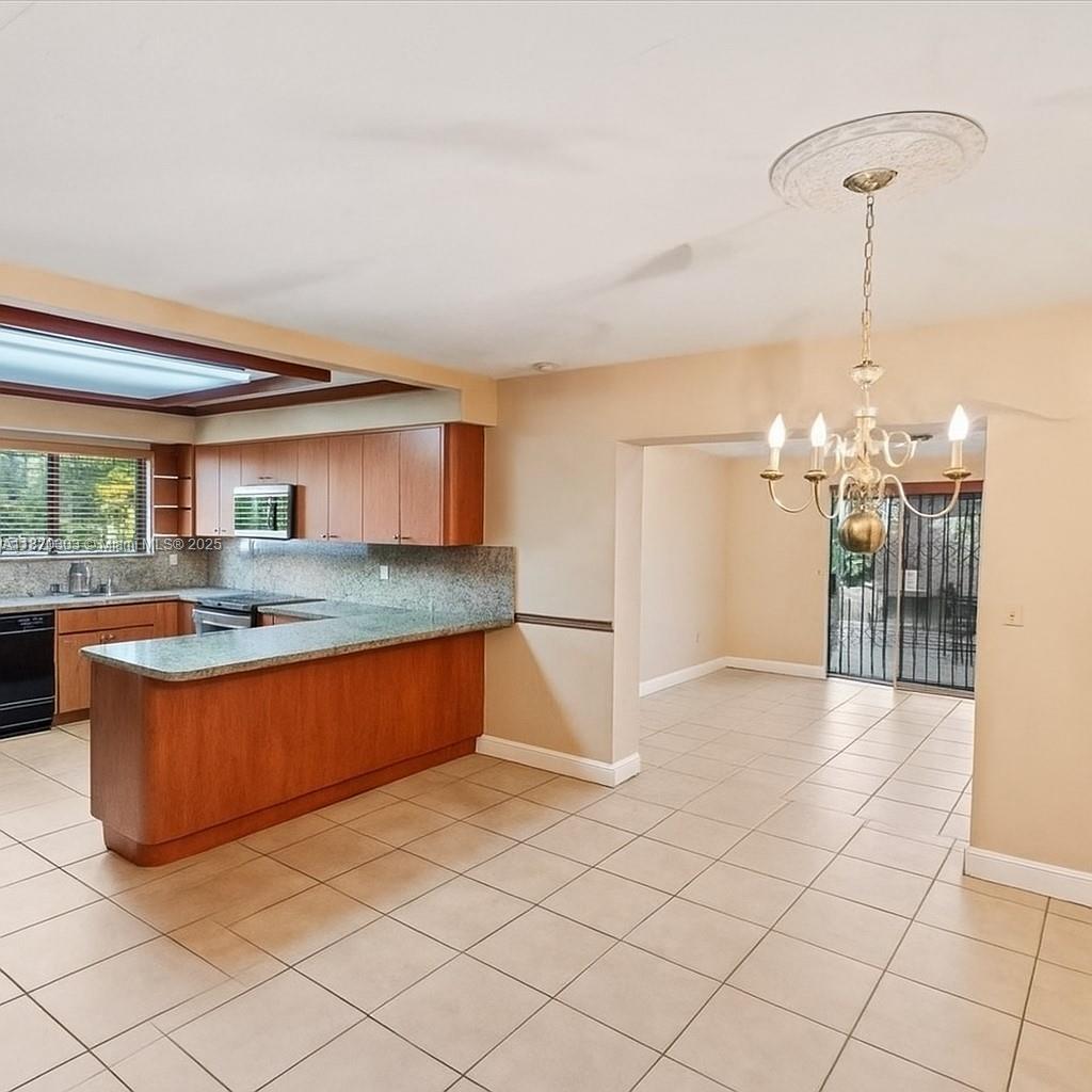 CORAL VILLAS REV - Residential