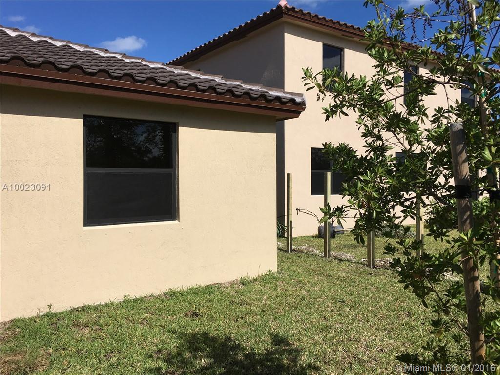 CENTURY GARDENS AT TAMIAM - Residential Lease