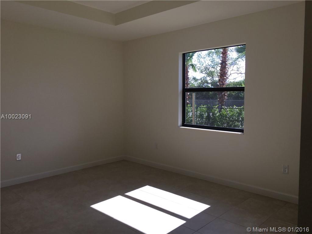 CENTURY GARDENS AT TAMIAM - Residential Lease