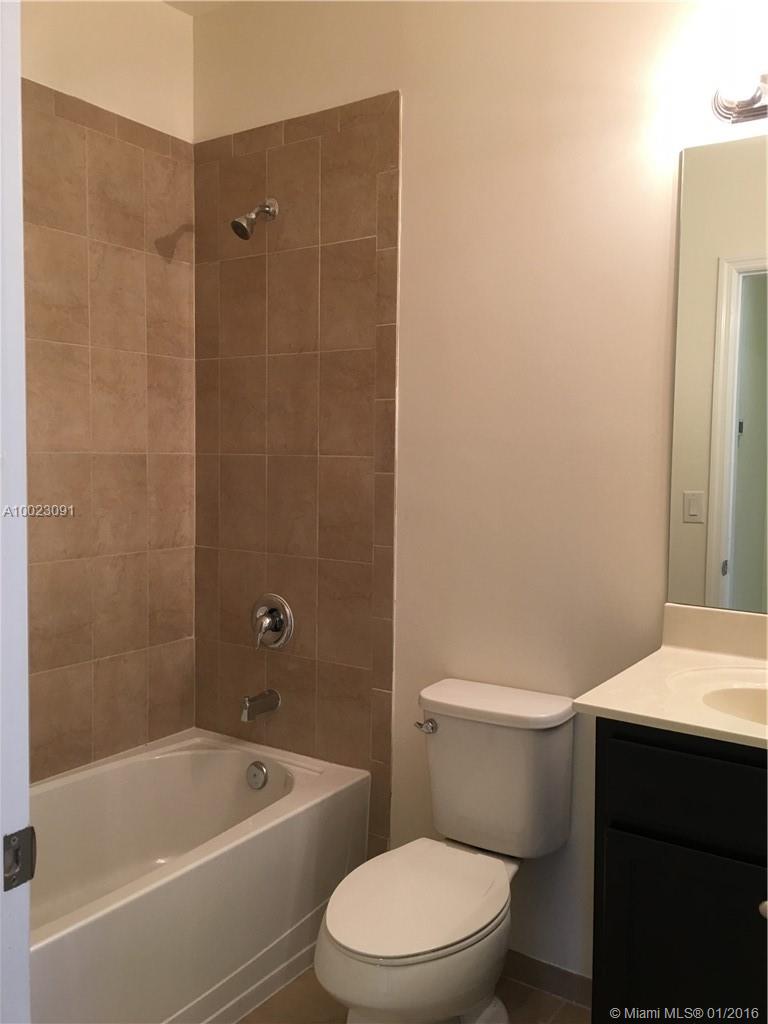 CENTURY GARDENS AT TAMIAM - Residential Lease