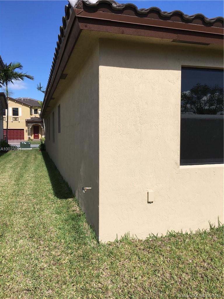 CENTURY GARDENS AT TAMIAM - Residential Lease