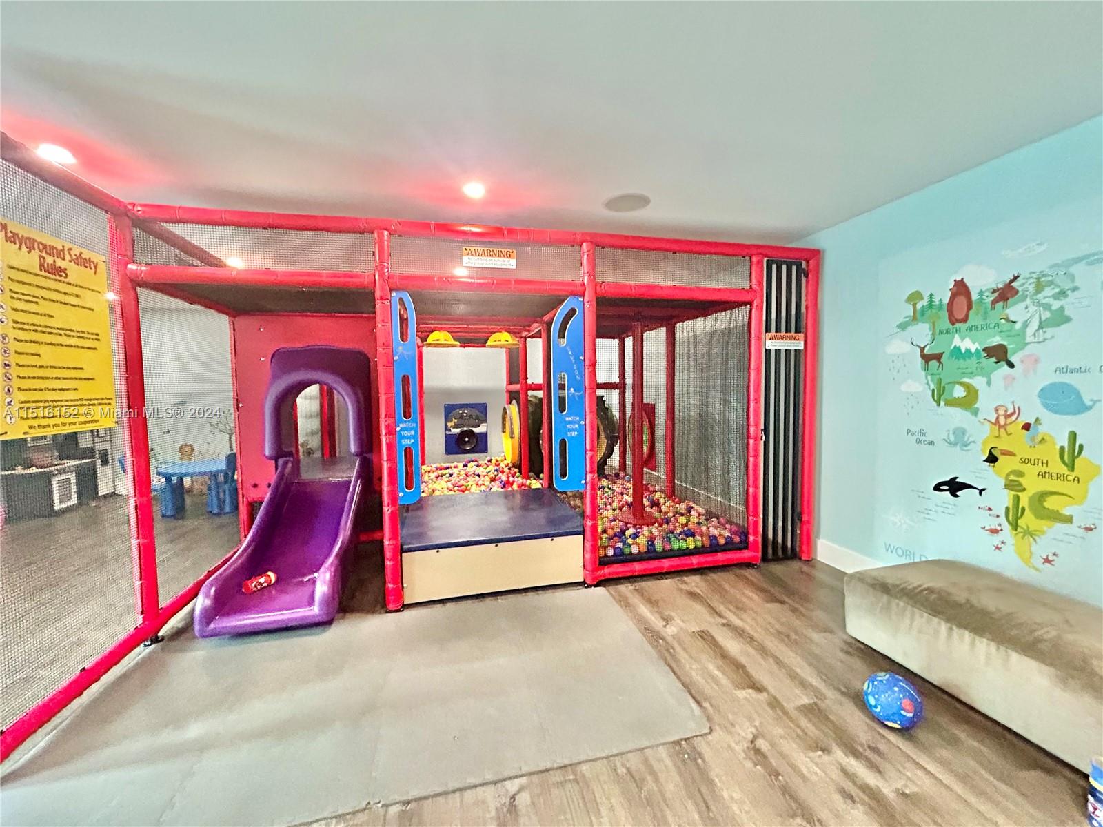THE PLAZA - Residential Lease