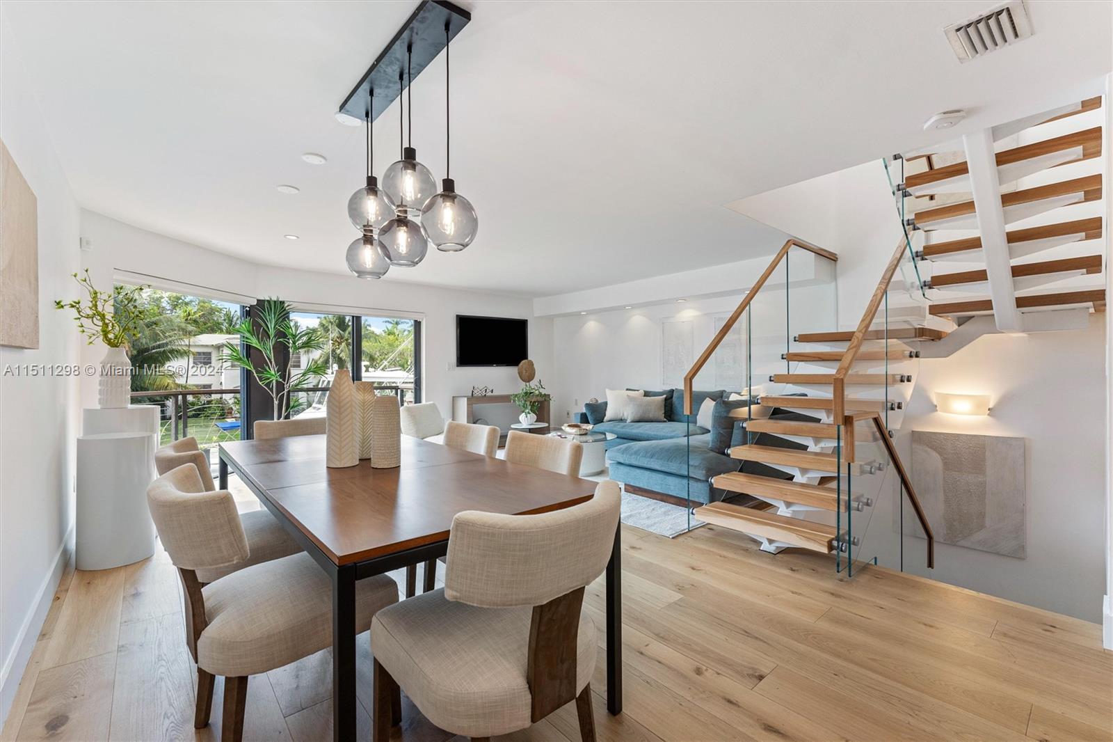 BELLAVISTA CONDO - Residential