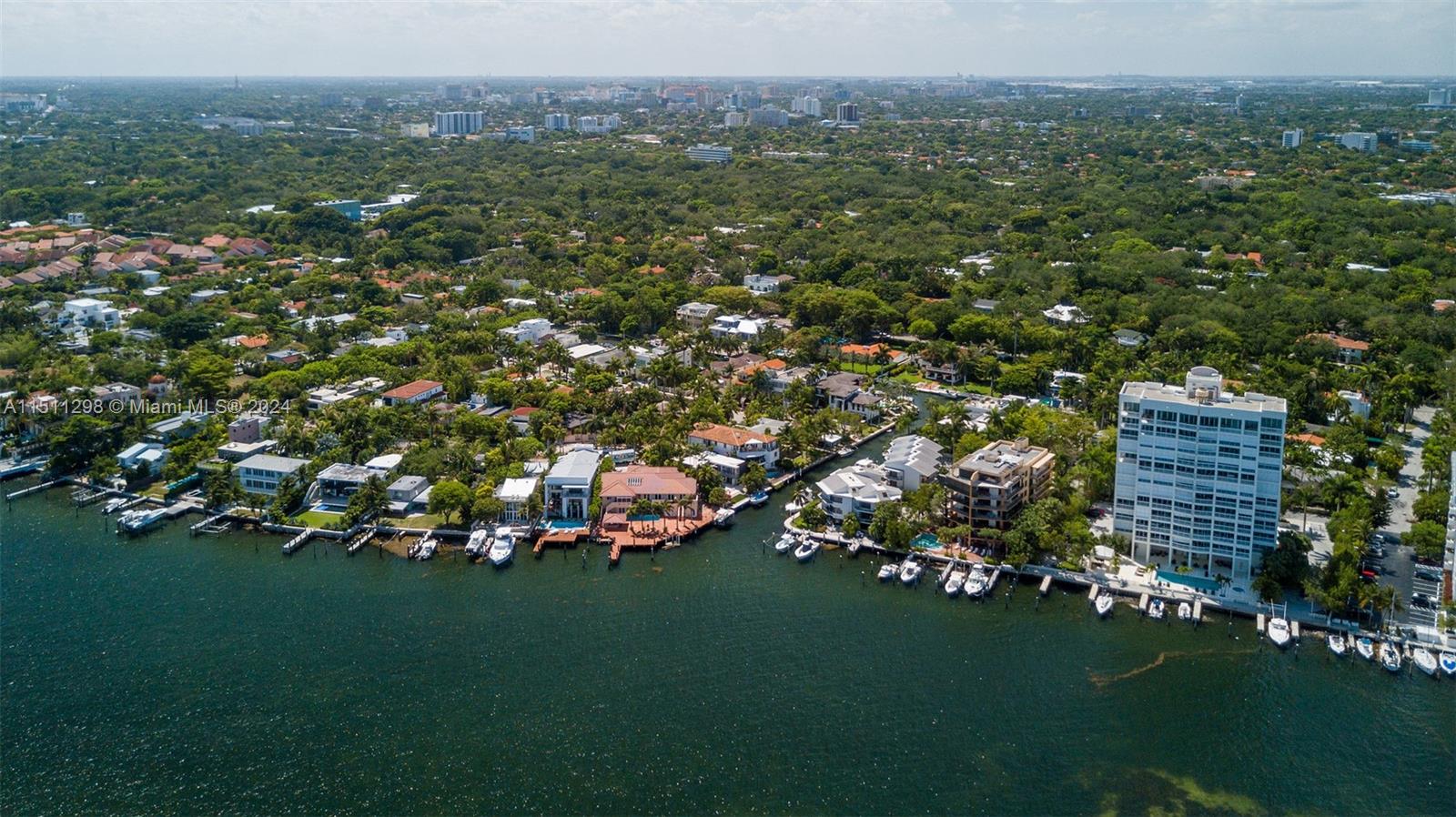 BELLAVISTA CONDO - Residential