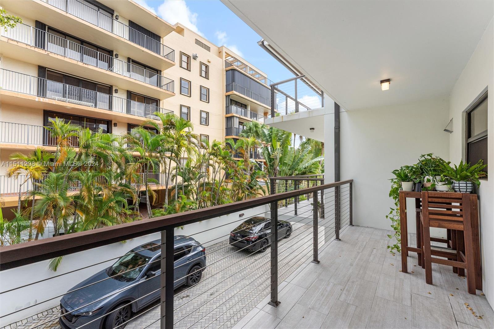 BELLAVISTA CONDO - Residential