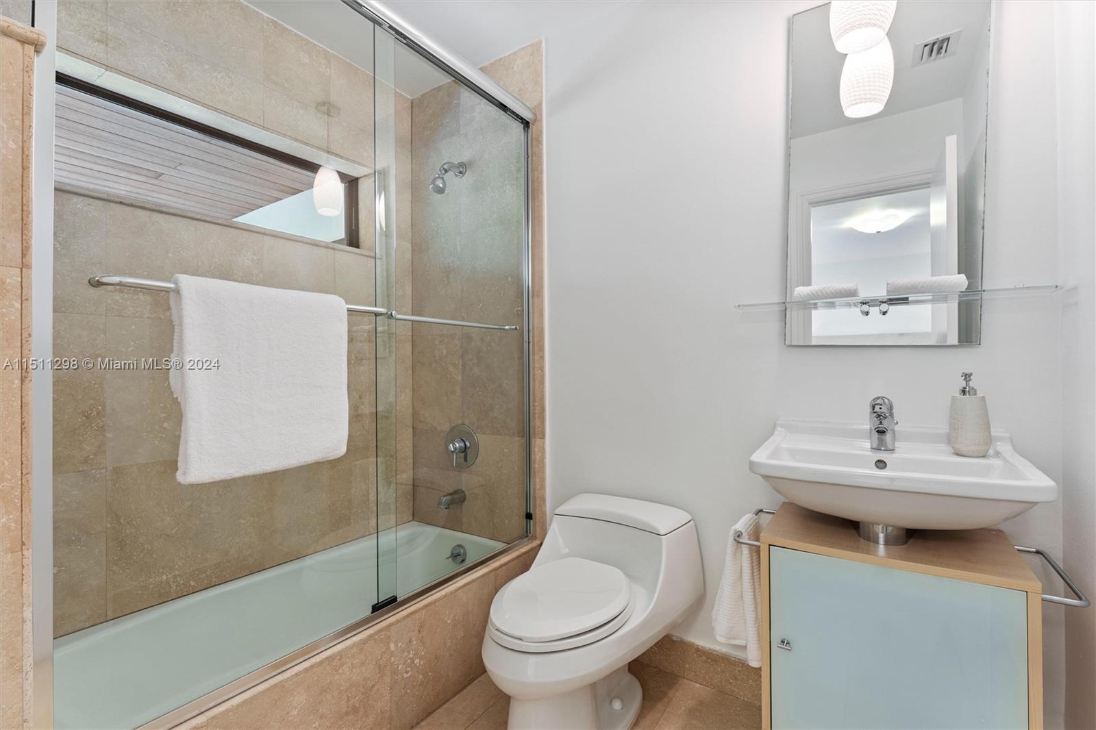 BELLAVISTA CONDO - Residential