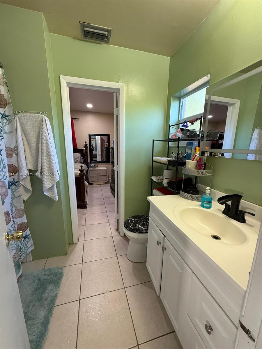 BROADVIEW COUNTRY CLUB - Residential