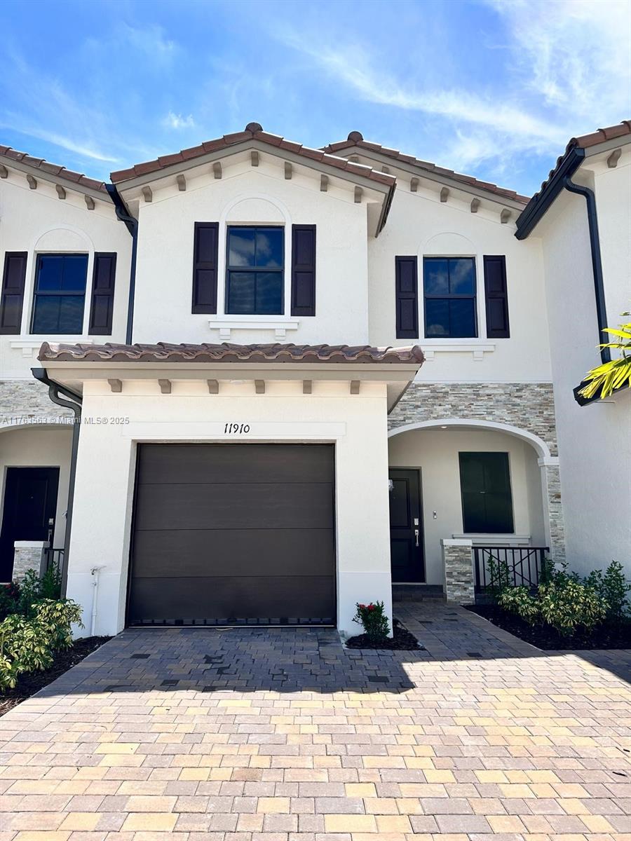 Rental Property at 11910 Sw 247th Ter, Homestead, Miami-Dade County, Florida - Bedrooms: 3 
Bathrooms: 3  - $2,650 MO.