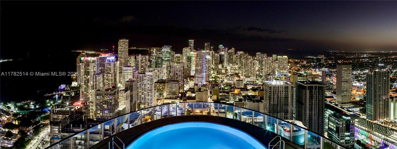PARAMOUNT MIAMI WORLDCENT - Residential