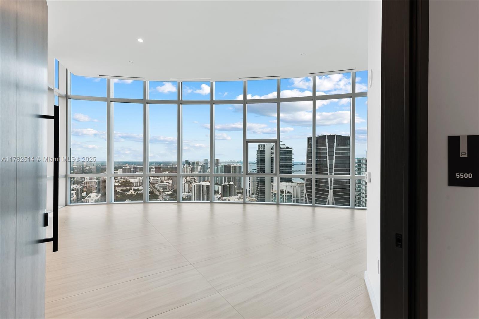 PARAMOUNT MIAMI WORLDCENT - Residential