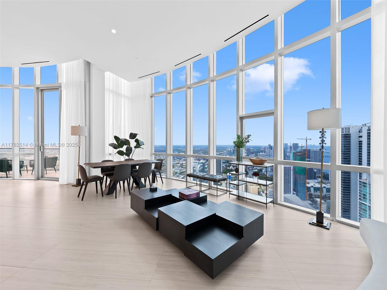 PARAMOUNT MIAMI WORLDCENT - Residential