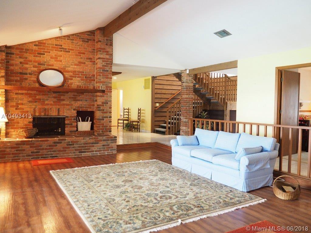 BLOWING ROCKS - Residential