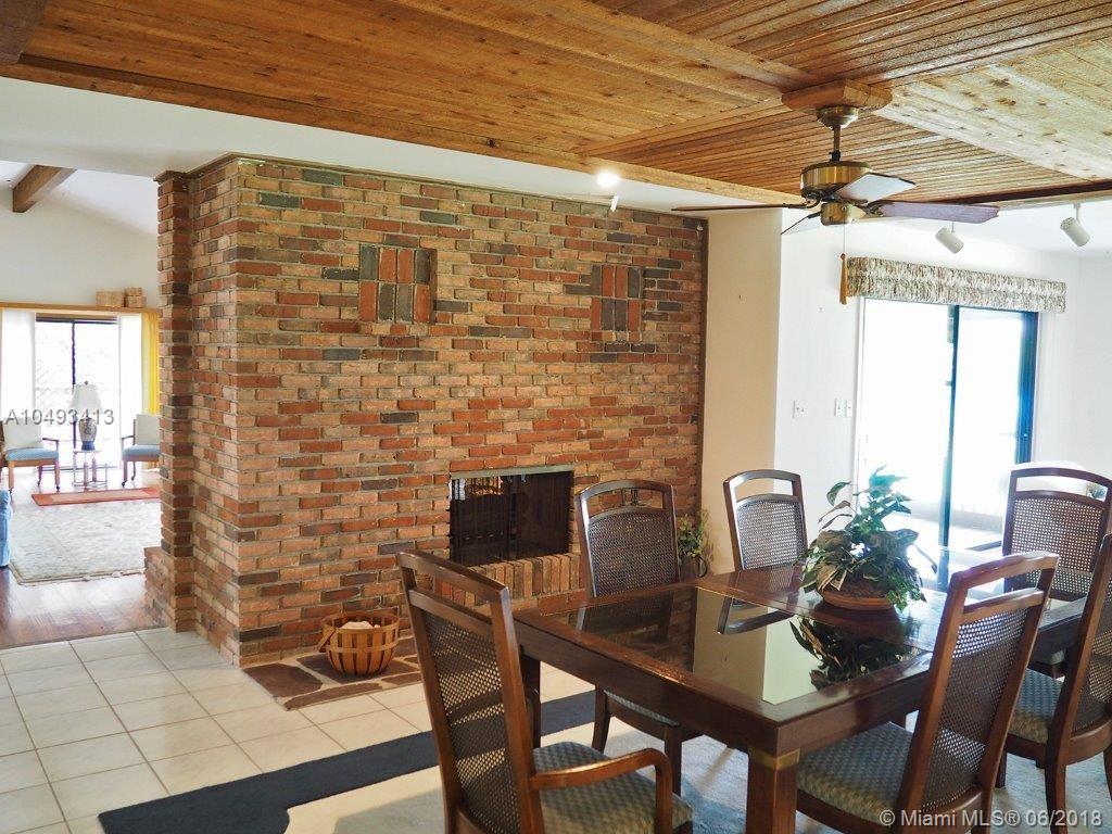 BLOWING ROCKS - Residential